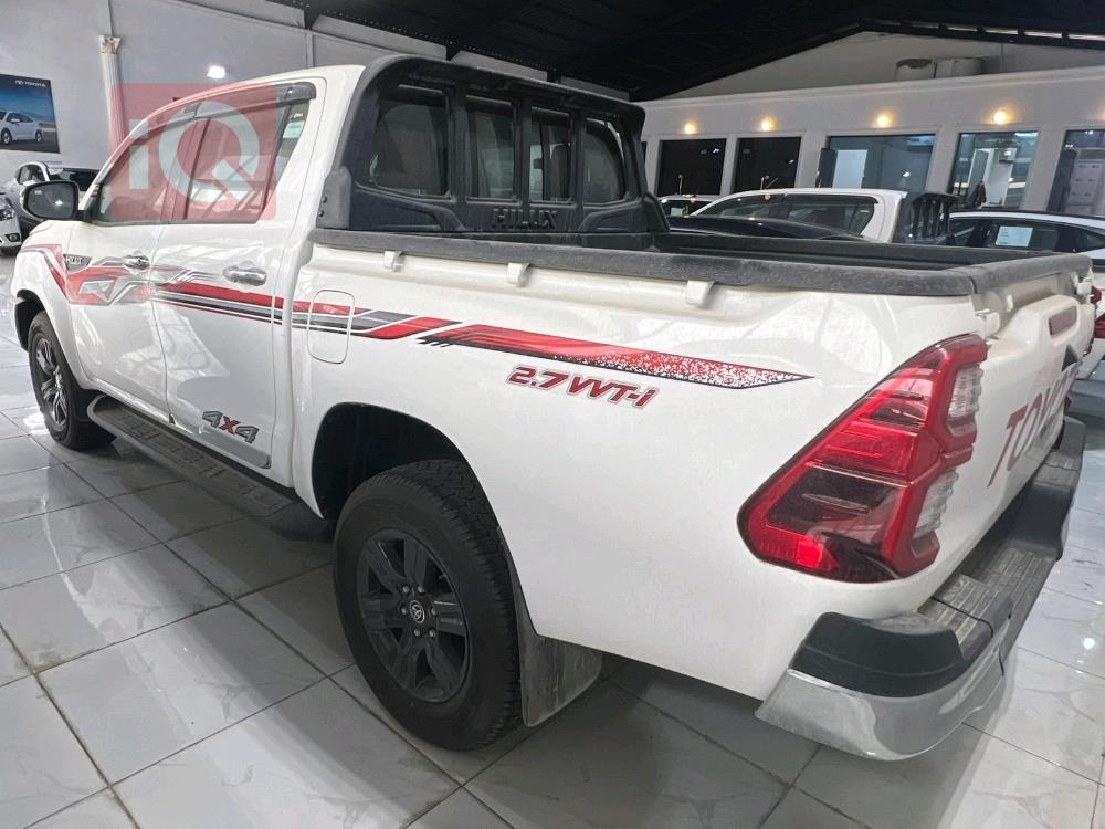 تويوتا هايلوكس